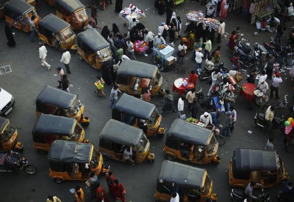 Why India needs to focus on e-vehicles for public transport