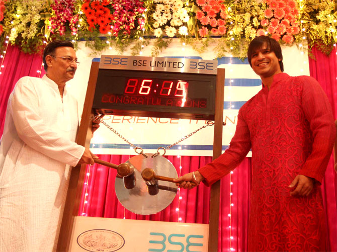 Suresh and Vivek Oberoi ring the opening bell during Samvat trading.