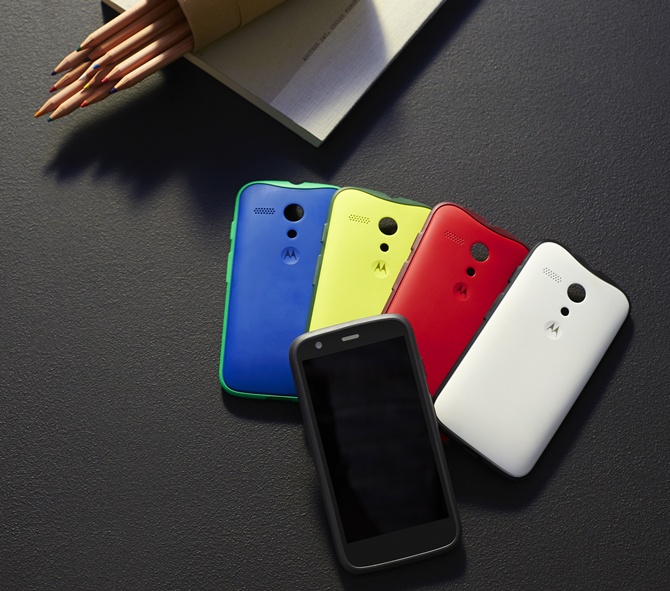 Motorola unveils low-cost smartphone, Moto G