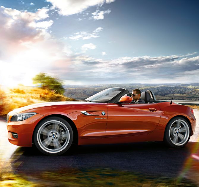 BMW launches new version of Z4; costs Rs 68.9 lakh