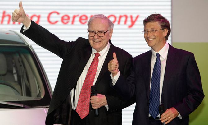 Warren Buffett (left) and Bill Gates.