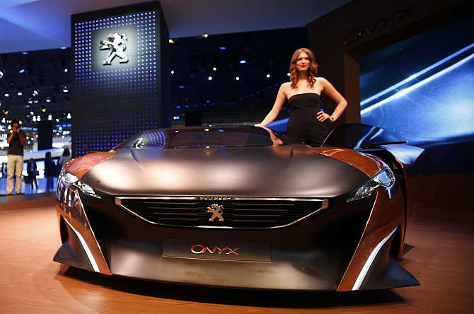 Peugeot Onyx concept car on display in Frankfurt.