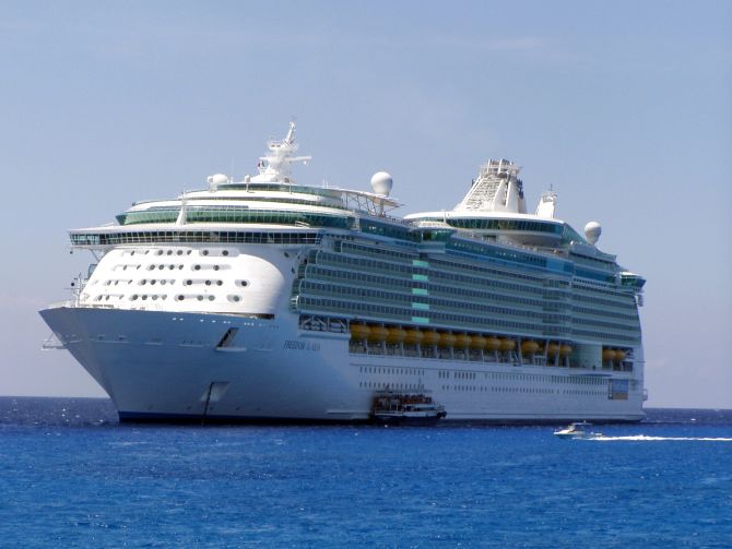 World's largest cruise ships
