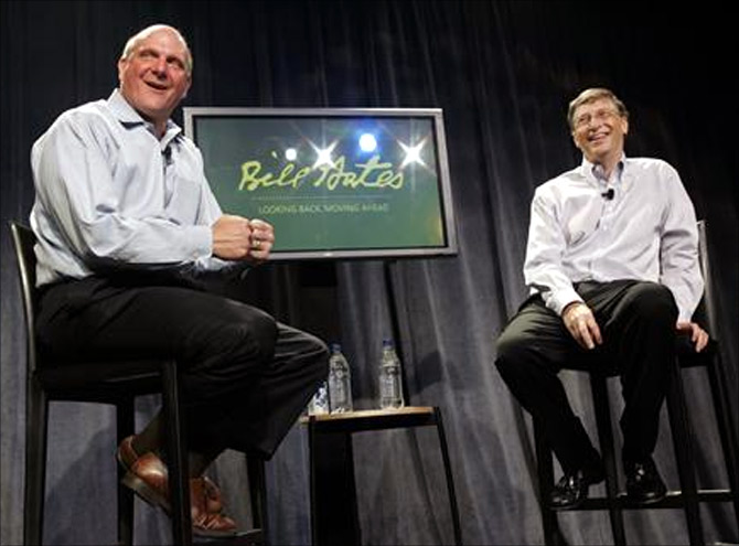 Microsoft Chairman Bill Gates (R) and CEO Steve Ballmer.