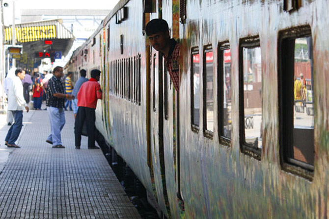 Further hike in Rajdhani, Shatabdi and Duronto fares