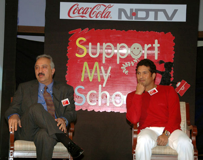Atul Singh, CEO, Coca-Cola India with Sachin Tendulkar.