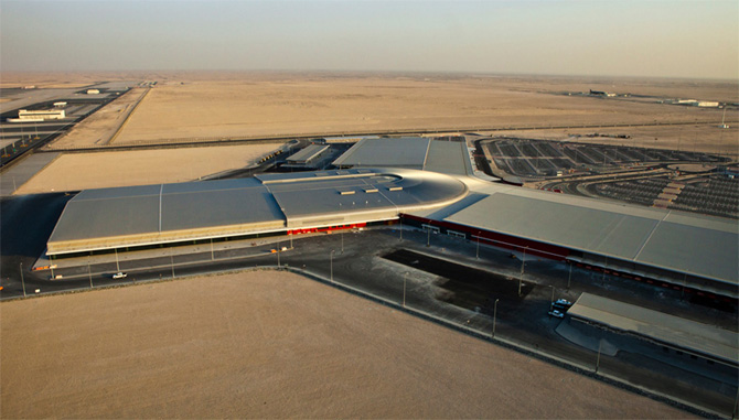 Dubai's new international airport opens for passengers 