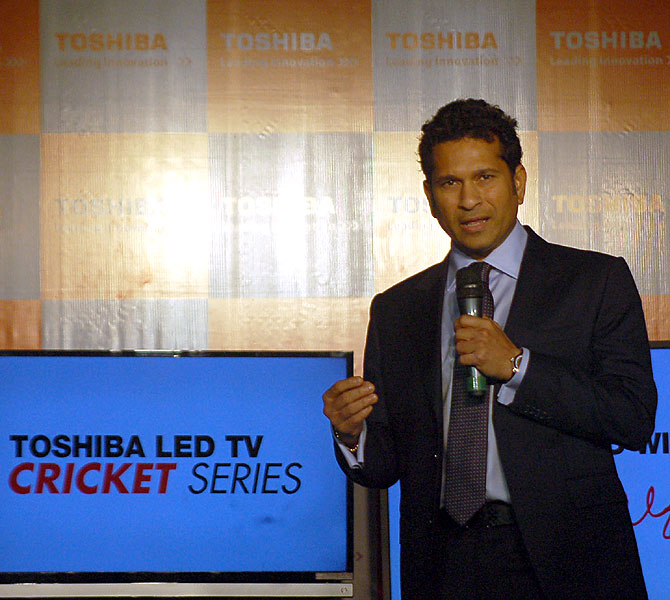 Sachin launches cricket mode LED TV 