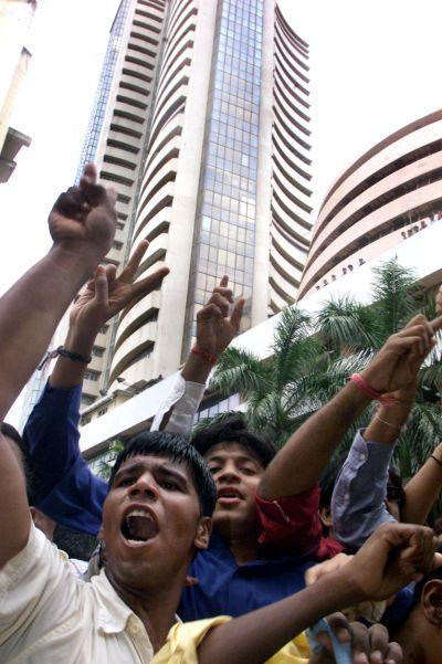 Sensex to hit 1,00,000-mark by 2020! 