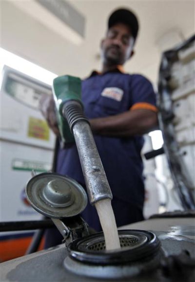 Diesel price may be hiked by Rs 4-5/litre