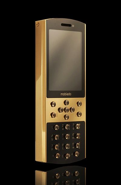 Mobiado Classic 712 GCB phone.