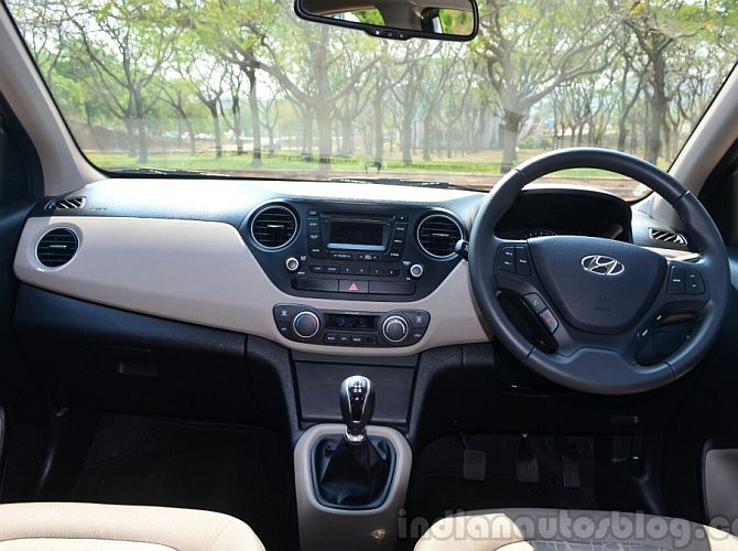 Hyundai Xcent diesel interior.