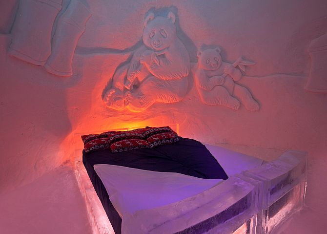 Guest accommodation at the Kirkenes Snowhotel.