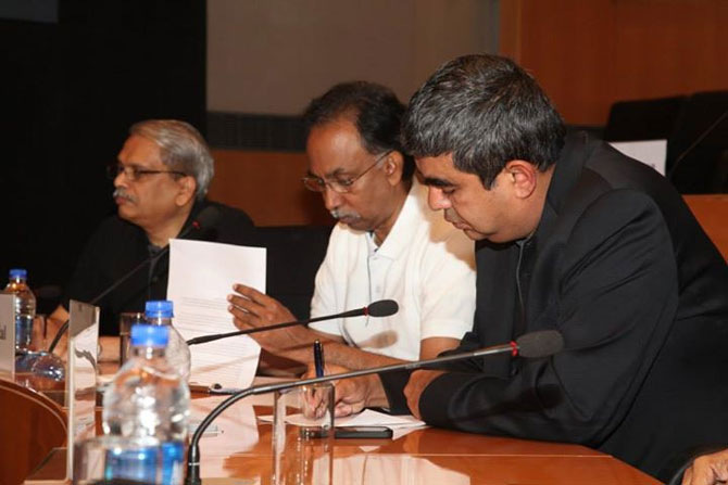 Ex CEOs Kris Gopalkrishnan and S D Shibulal hold a meeting with Vishal Sikka.