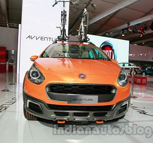 Fiat unveils two gorgeous cars for India; launches all-new Linea