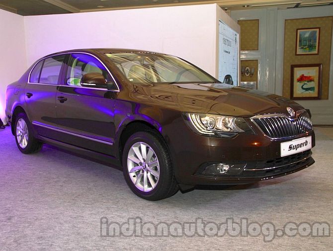 Skoda launches new Superb; price starts at Rs 18.87 lakh