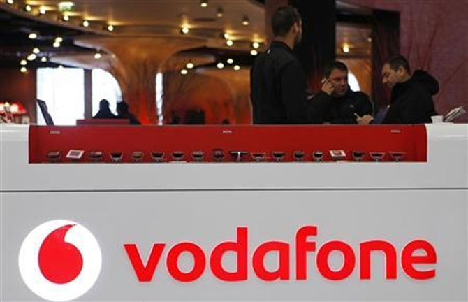 Vodafone talks fail, tax dept to collect dues