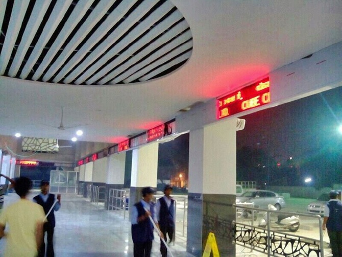 Gujarat develops India's swankiest bus station!