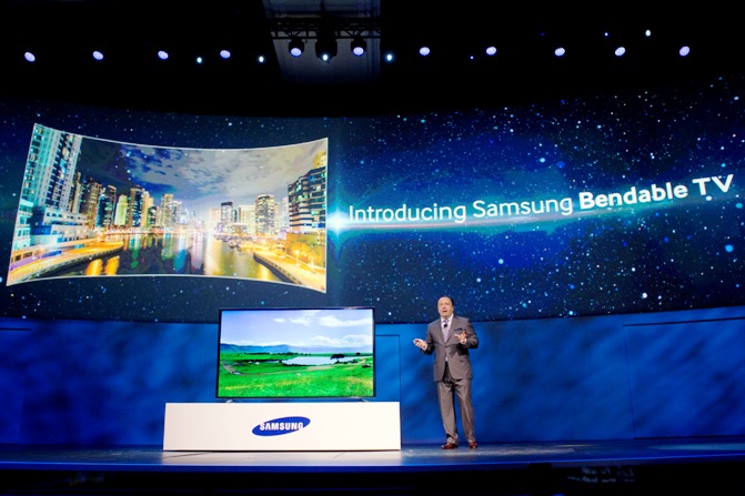 Joe Stinziano, executive vice president of Samsung Electronics of America, introduces a bendable television during the Consumer Electronics Show, in Las Vegas, Nevada, January 6, 2014.