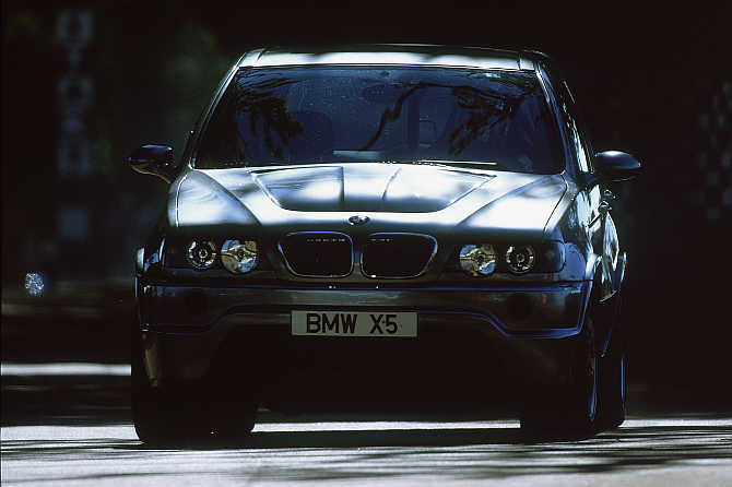 Iconic images capture the beauty of BMW