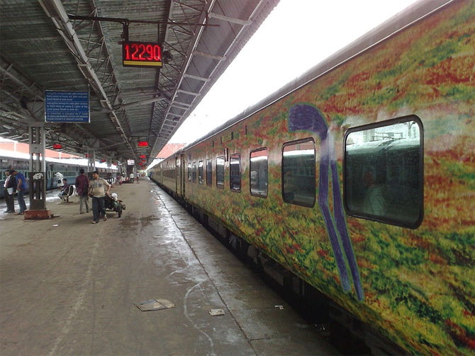 High speed train to connect Delhi-Agra in 90 minutes!