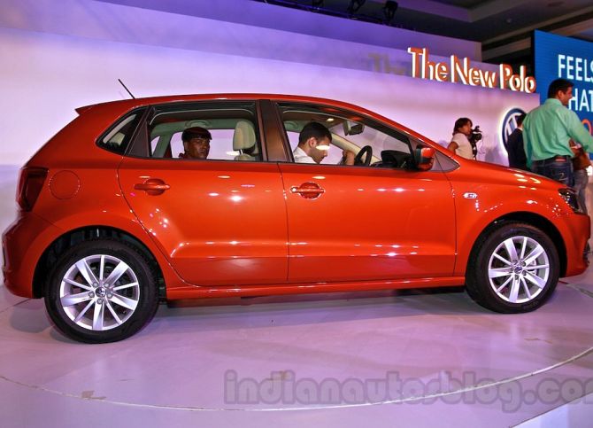 2014 VW Polo facelift launched at Rs 4.99 lakh