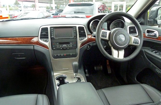 Jeep Grand interior.