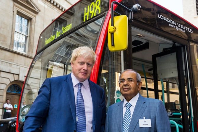 Gopichand Hinduja, Co-Chairman of the Hinduja Group with London Mayor Boris Johnson. Photograph: Kind courtesy, Optare.
