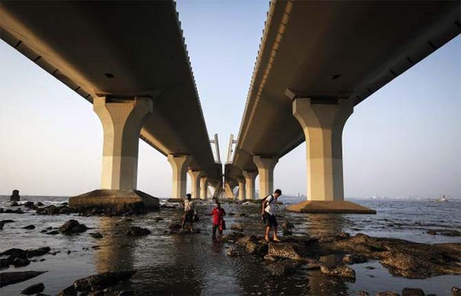 Infra firms expect announcement of new flagship infrastructure projects with time-bound deadlines, such as the Delhi-Mumbai industrial corridor, a diamond quadrilateral for the railways, broadband highways and 100 new cities. 
