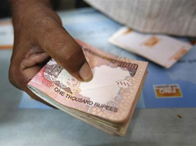 RBI Cancels License of Banaras Merchantile Co-op Bank