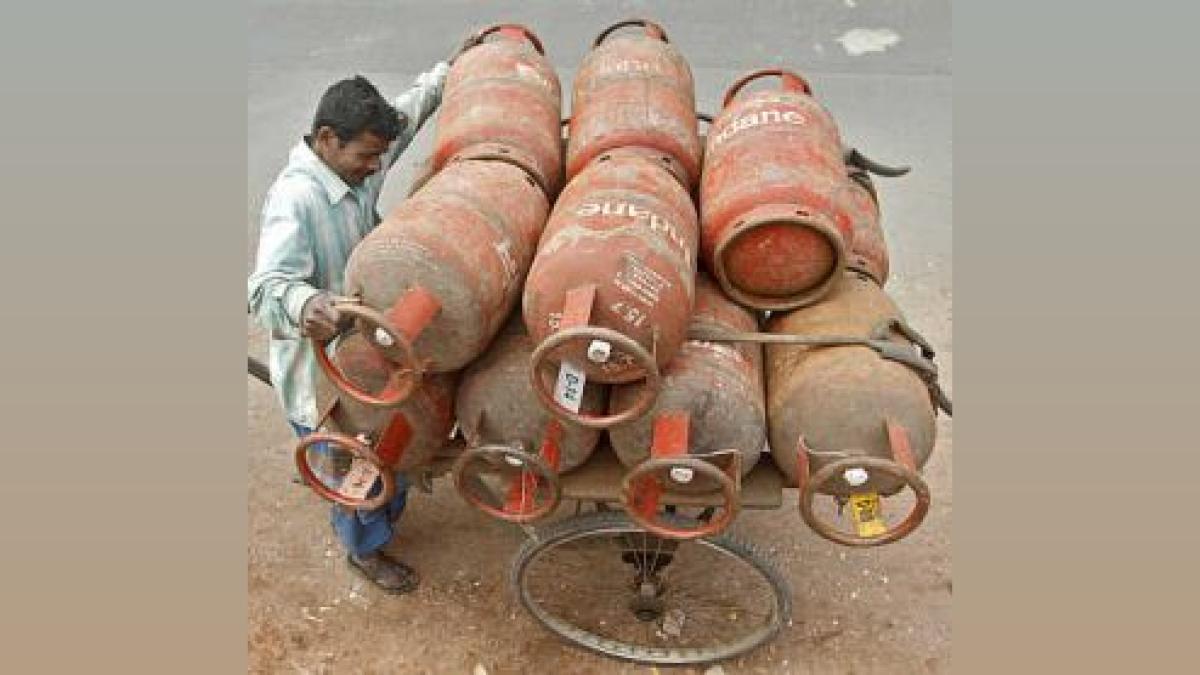 Rs 10,000 Biogas Plant Subsidy Sought