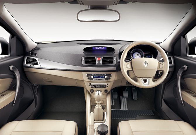 Renault Fluence interior.
