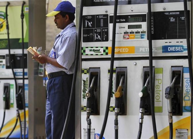 If the diesel price was to be fully decontrolled, companies like Essar Oil and Reliance would have been more bullish on the fuel retail segment.