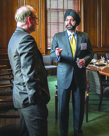 Ajay Banga (R), chief executive officer, MasterCard, too talked about the need to grow sustainably.