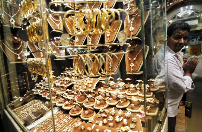 Gold jewellery