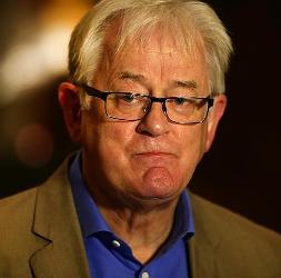 Andrew Robb