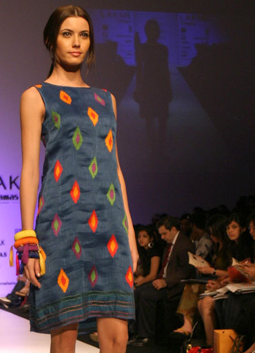 A model displays a Khadi outfit