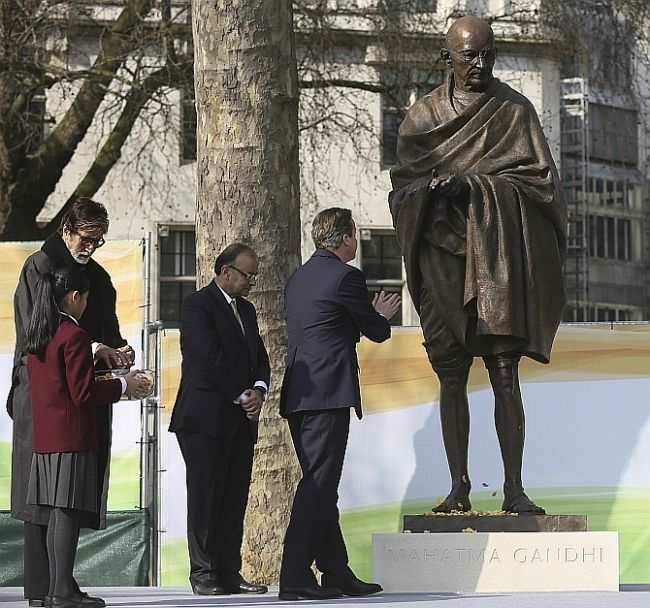 Mahatma Gandhi's statue in London