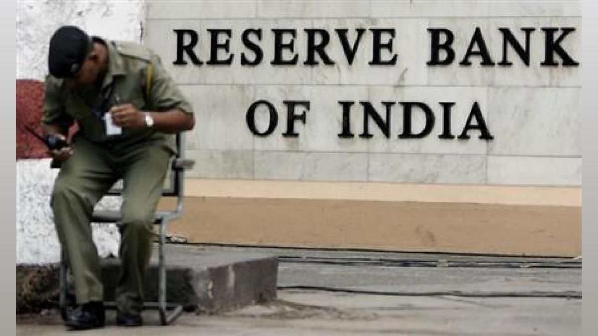RBI Asks AU to Move Holding for Universal Bank Nod