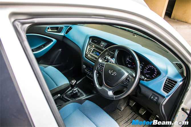 Hyundai i20 Active Images - Interior & Exterior Photo Gallery - CarWale