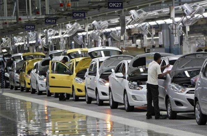 Auto sector gets relief but no word on cutting GST