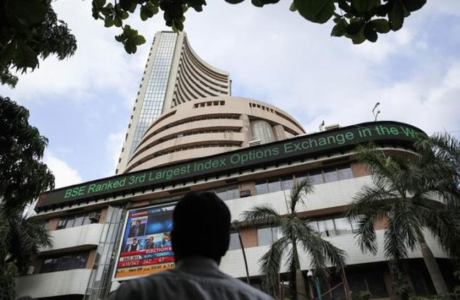 Sensex Hits Record High on Fed Rate Cut Optimism