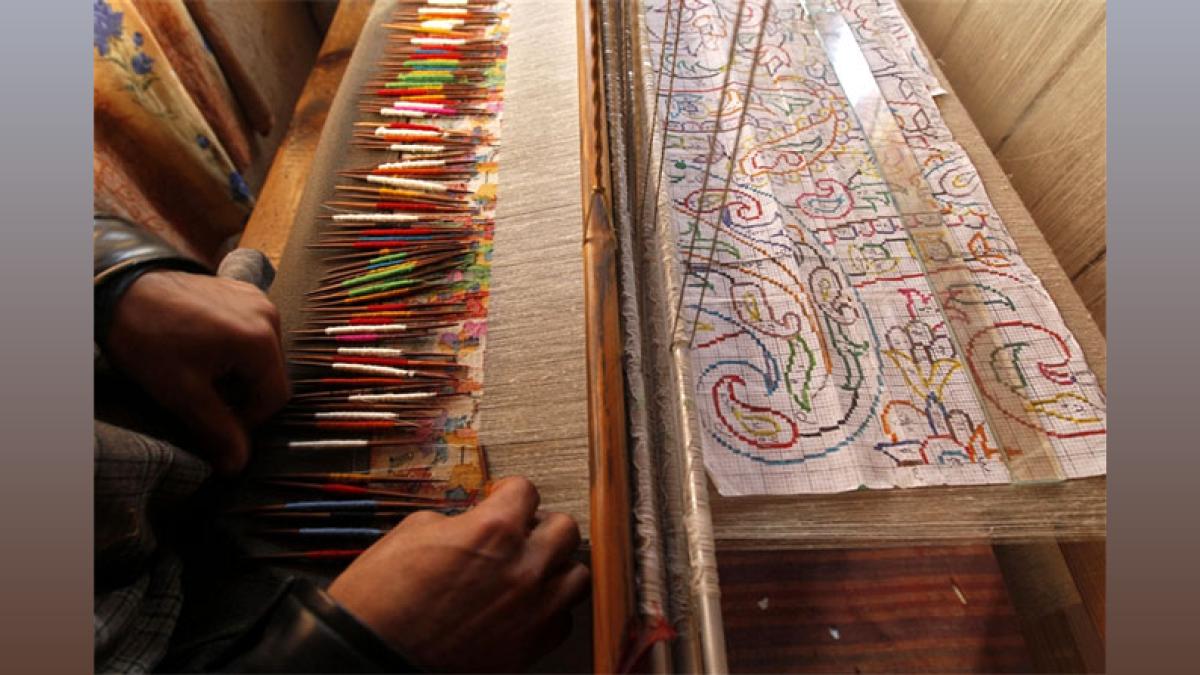 Kashmir Handmade Exports Cross Rs 300 Crore