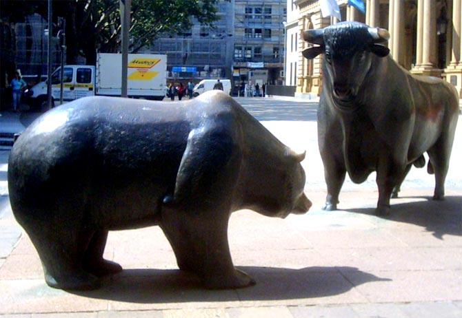 The bear and bull statue on front of Frankfurt Stock Exchange 