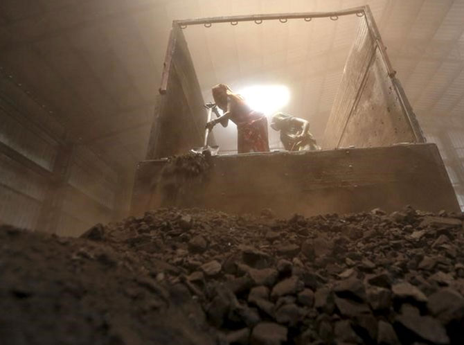 India: Two New Coal Mines Begin Production - 53 Operational | PTI