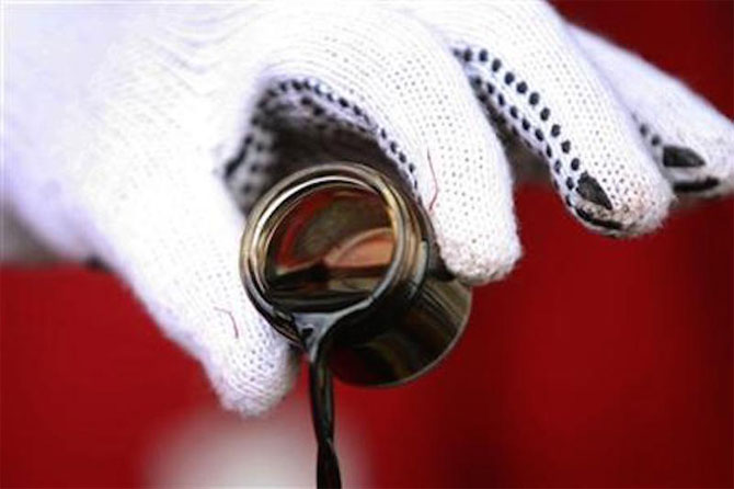 Cottonseed Oil Futures Drop on Weak Demand - PTI
