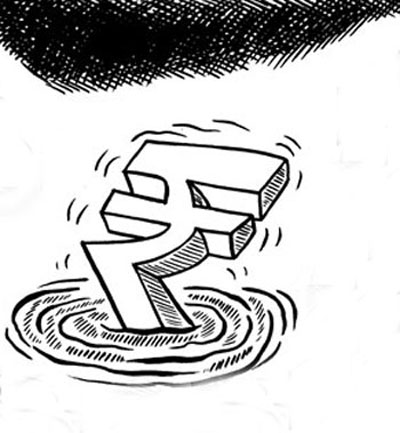 Rupee Falls 7 Paise to 83.45 vs US Dollar - Fed Rate Decision Impact