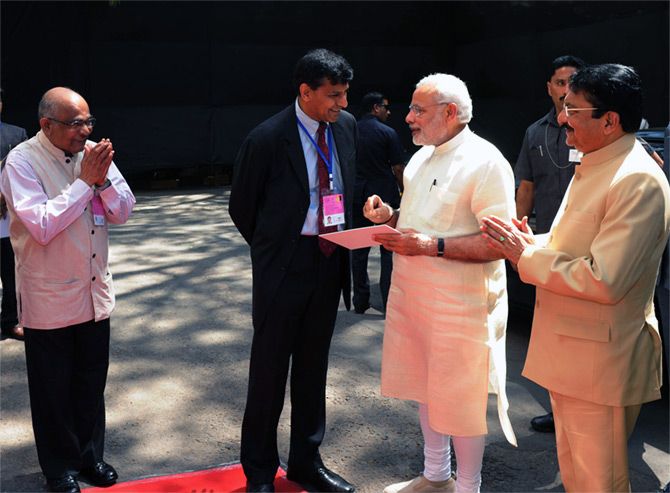 Dr Y V Reddy, left, and then RBI governor Dr Raghuram Rajan greet Prime Minister Narendra Modi at the RBI in Mumbai. On the right is Maharashtra Governor Ch Vidyasagar Rao. Photograph: Press Information Bureau