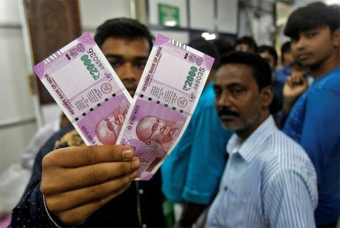 Rupee falls 26 paise to 83.40 against US dollar in early trade 