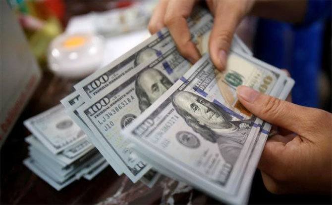 Forex reserves down by $2.03 bn to $617.648 bn